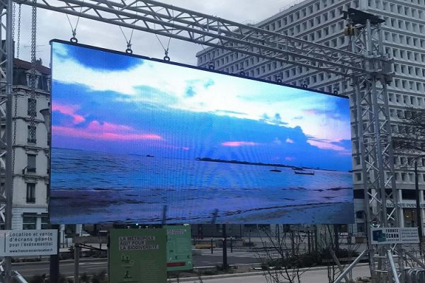 Thuê màn hình led tại Hà Nội